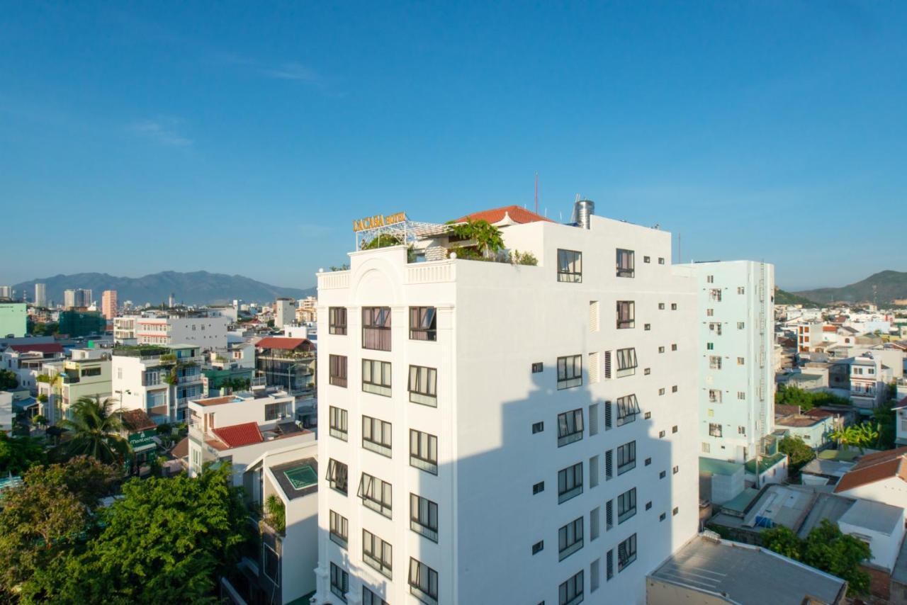 La Casa Hotel Nha Trang Esterno foto